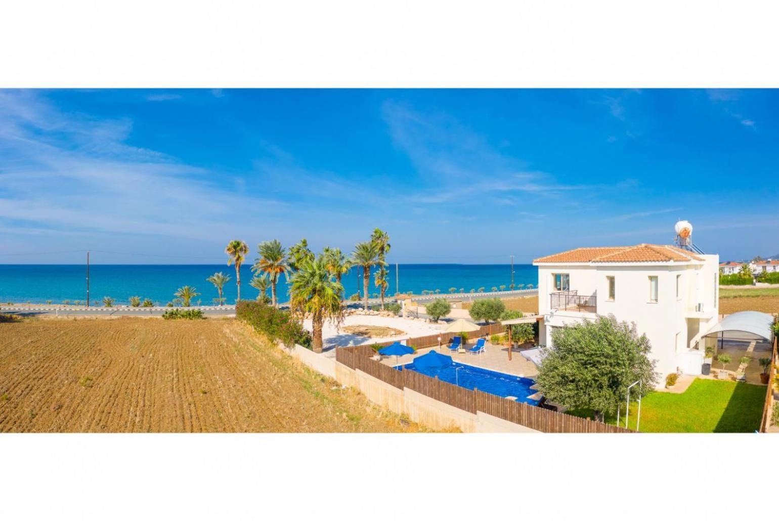 Villa Seashore One Paphos Extérieur photo