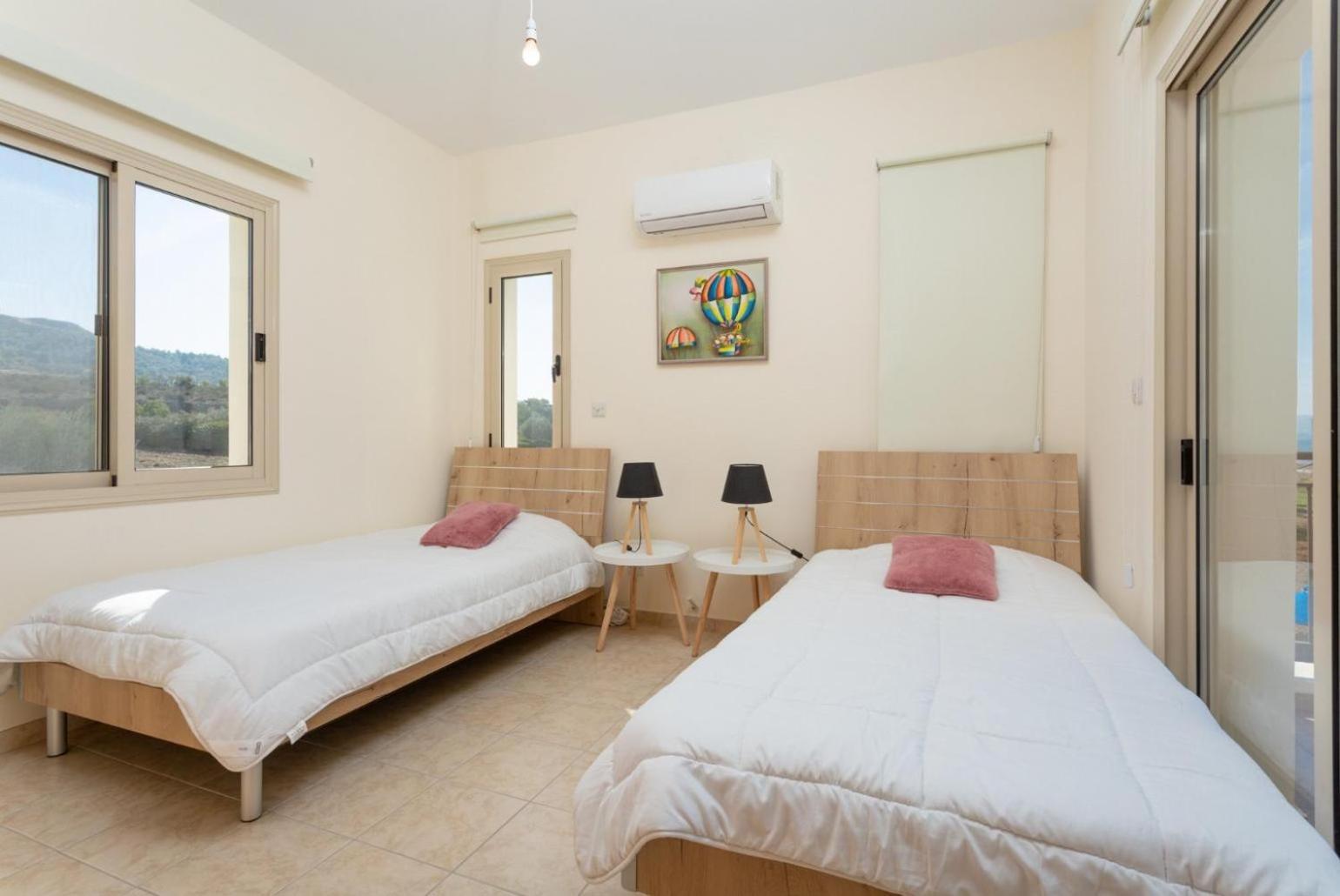 Villa Seashore One Paphos Extérieur photo