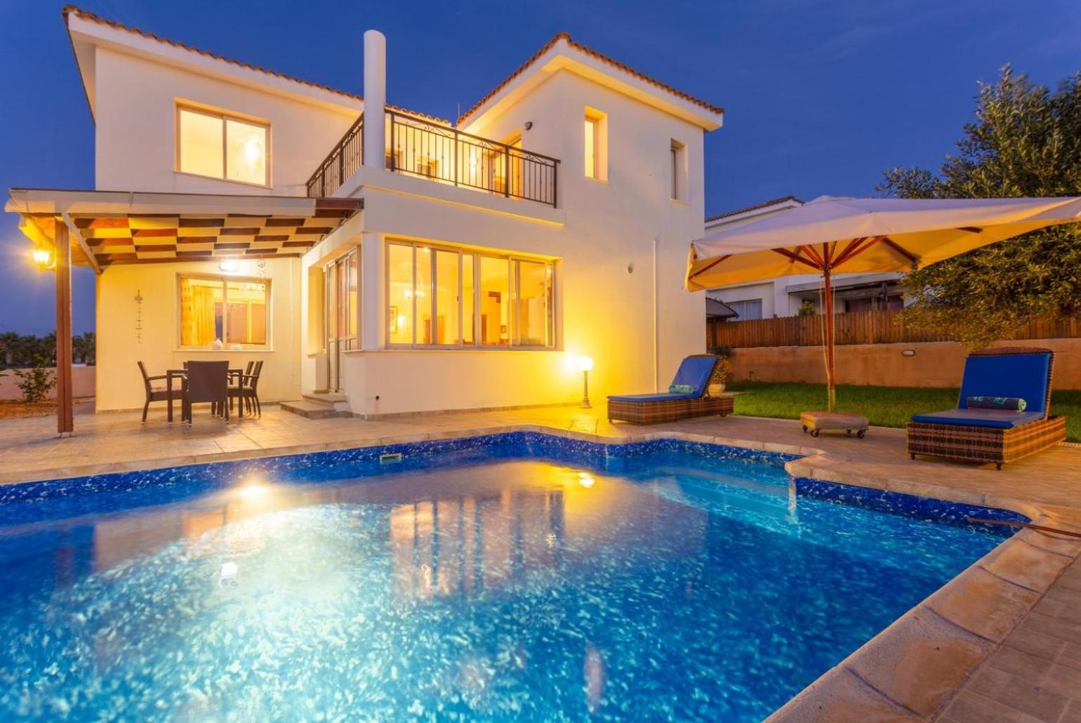 Villa Seashore One Paphos Extérieur photo